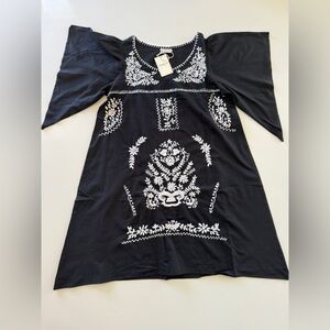 Nieves Lavi-100% Cotton-Black & White-Embroidered-Kaftan-Beach-Cruise-NWT-Size M